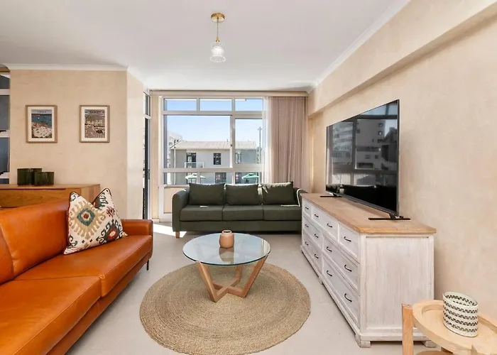 Coastal Comfort By The Promenade